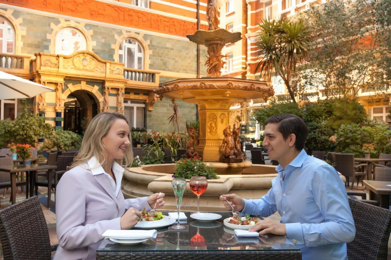 St. James' Court, A Taj Hotel, Londres